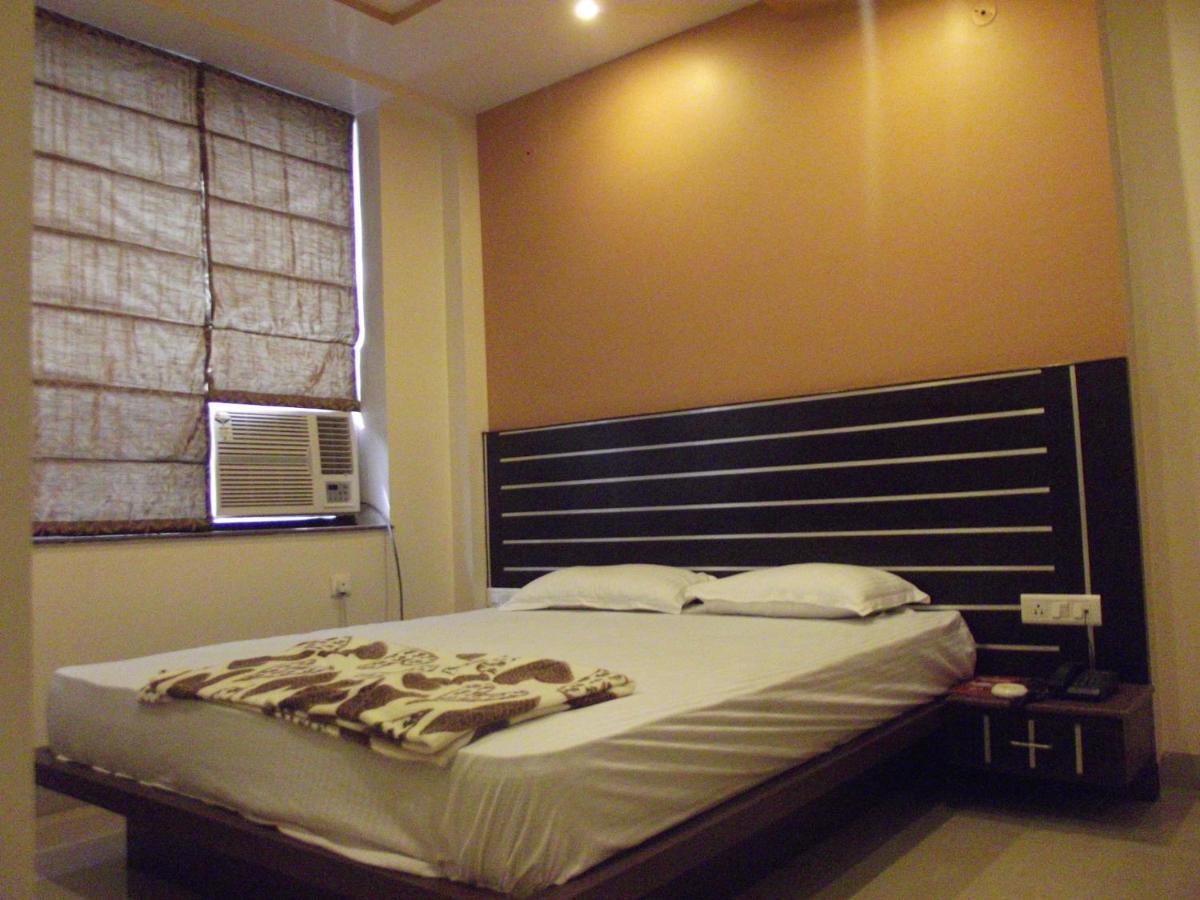 Mewar Hotel Jaipur Quarto foto